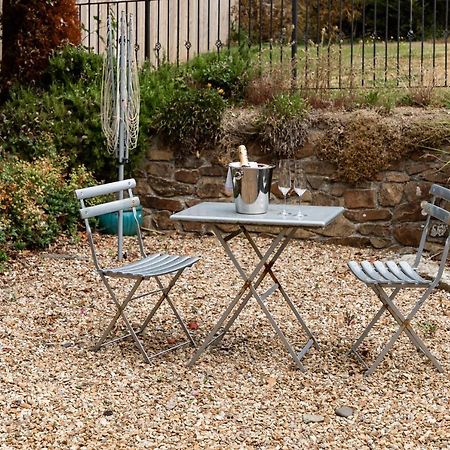 1 Chatsworth Riverscape Apartments - Riverview Apartment In Great Location With Free Parking Overlooking The Gannel Just A Short Walk From Newquays Incredible Beaches And Local Amenities New Quay Exterior foto