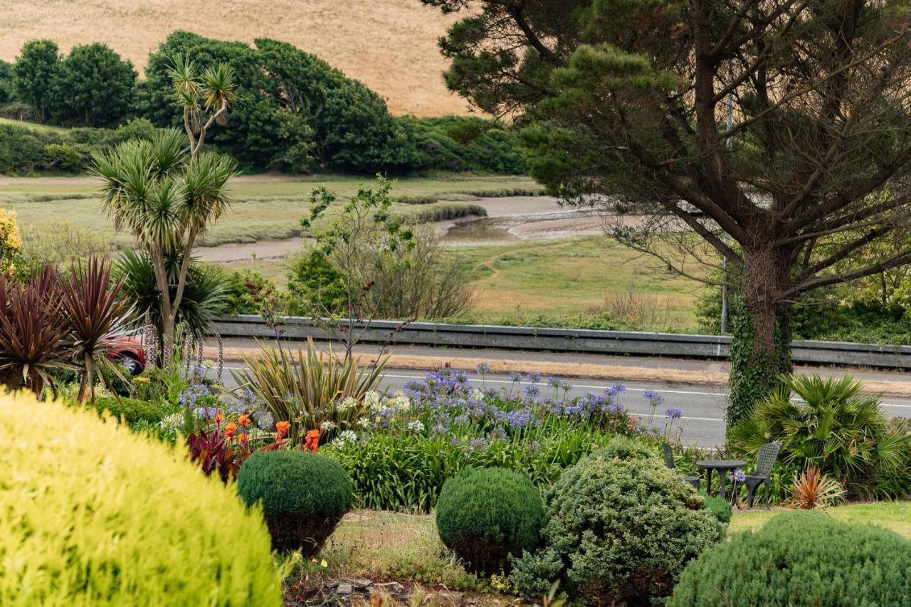 1 Chatsworth Riverscape Apartments - Riverview Apartment In Great Location With Free Parking Overlooking The Gannel Just A Short Walk From Newquays Incredible Beaches And Local Amenities New Quay Exterior foto